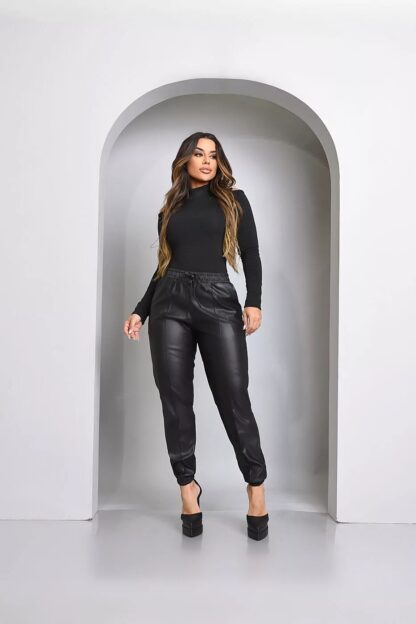 CALÇA JOGGER COURO